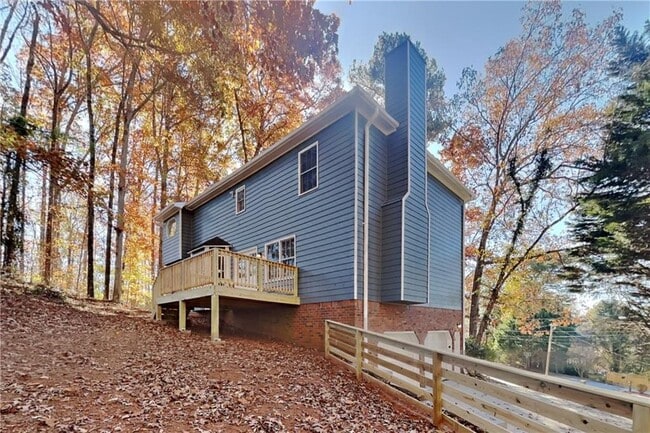 Building Photo - 4510 Trumble Terrace