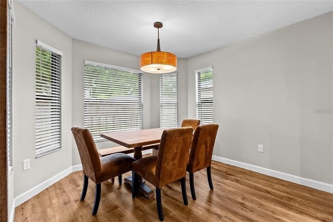 Building Photo - 2468 Gulf Breeze Cir