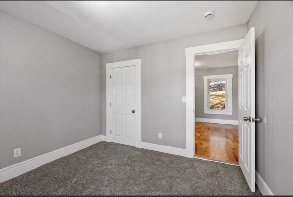 Building Photo - 90 Leighton St