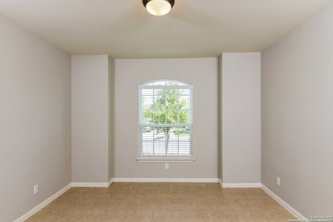 Building Photo - 12708 Shoreline Dr