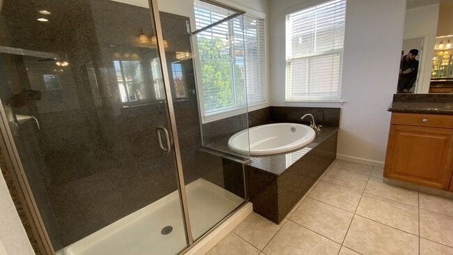 Building Photo - Mountain House Home Spacious 4 Bedroom, 3.5 Bath Home with Bonus Loft