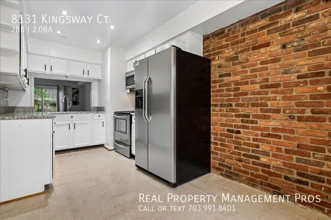Building Photo - 8131 Kingsway Ct