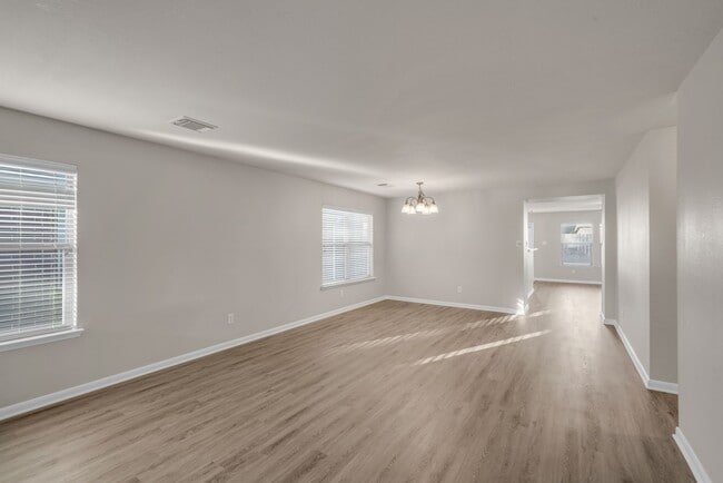 Building Photo - 9518 Milas Way