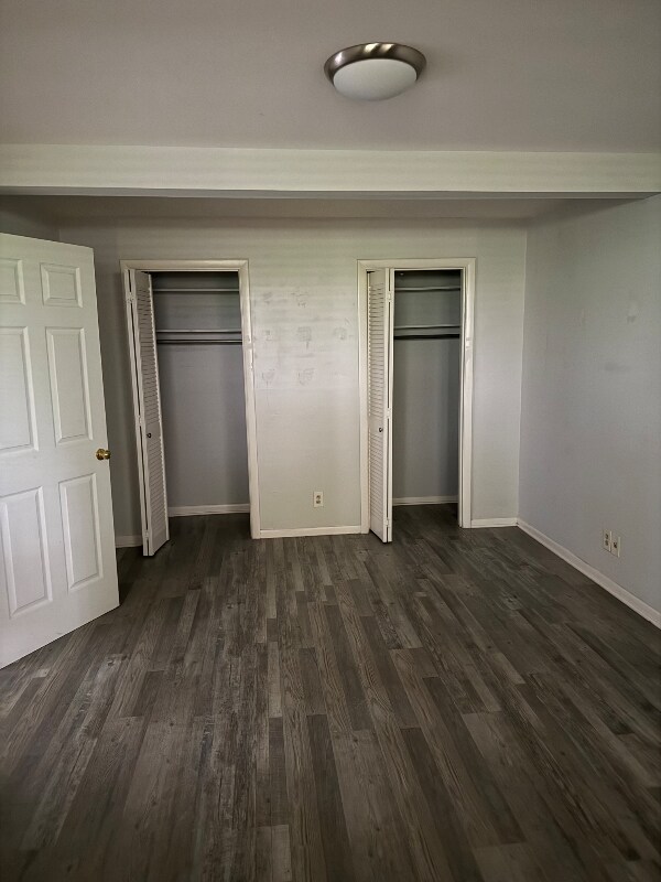 Building Photo - 550 Harding Pl