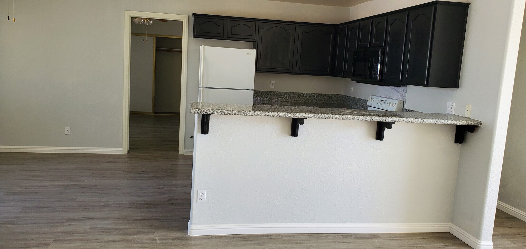 Building Photo - 2781 S Spy Glass Ave