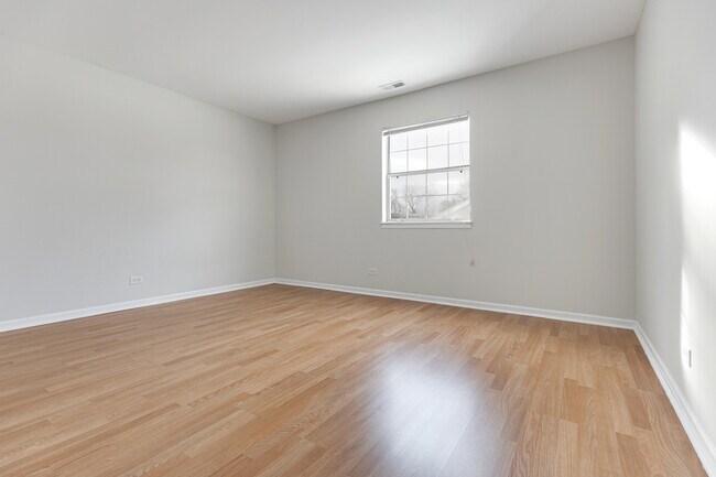 Building Photo - 86 N Victoria Ln