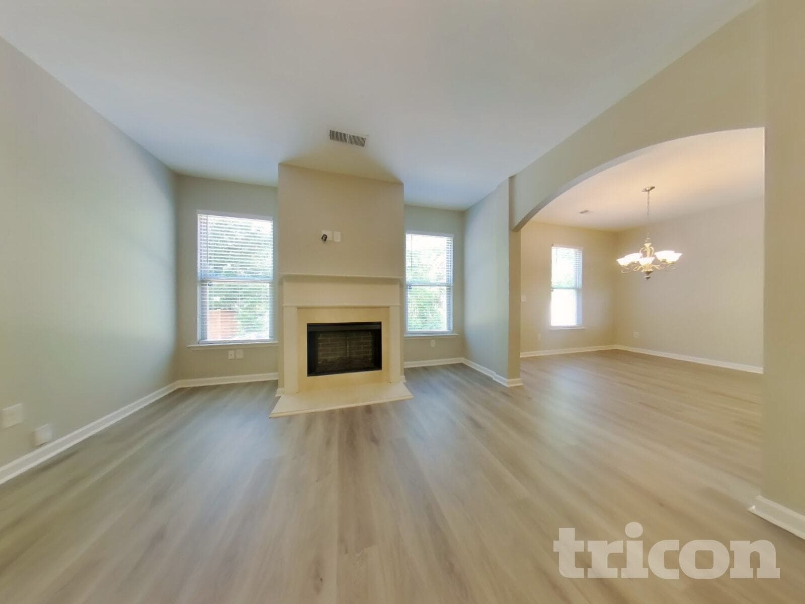 Building Photo - 177 Magnaview Dr