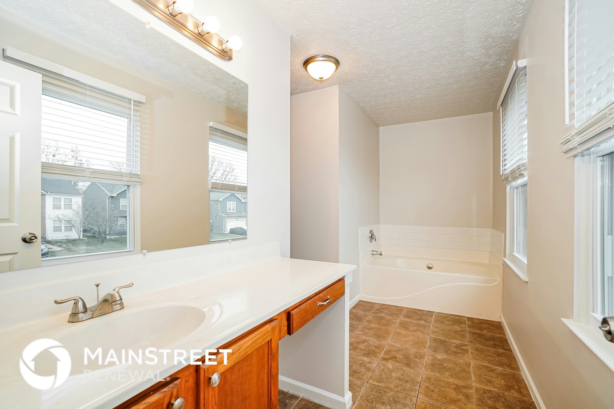 Building Photo - 1181 Onslow Dr