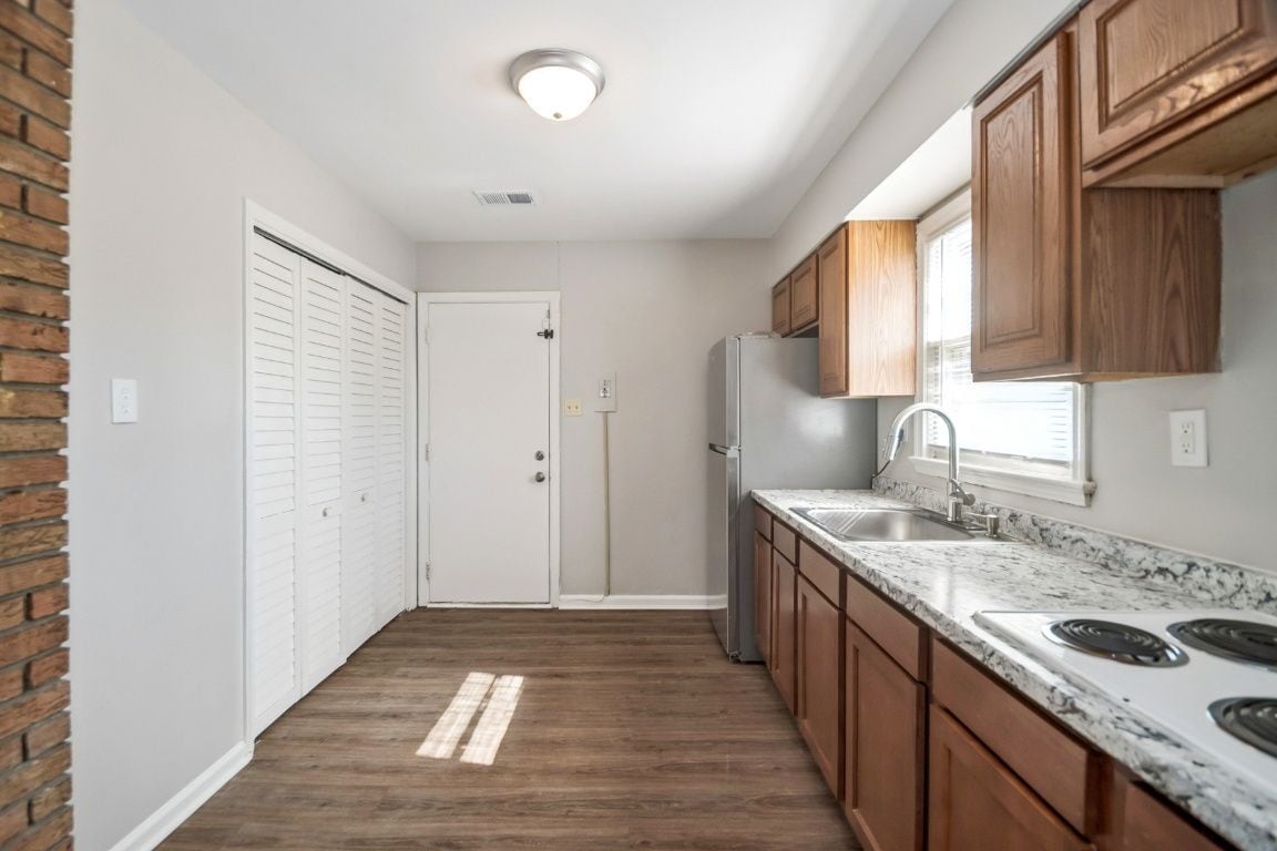 Building Photo - 26 Bayou Ave