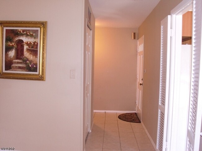 Building Photo - 1 Tripplet Rd