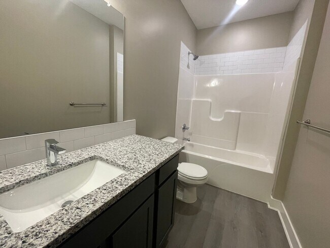 Building Photo - 9333/35 E Wassall