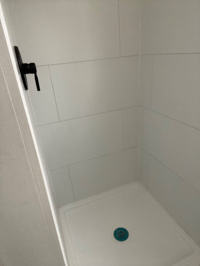 Building Photo - 2015 Union School Rd SW