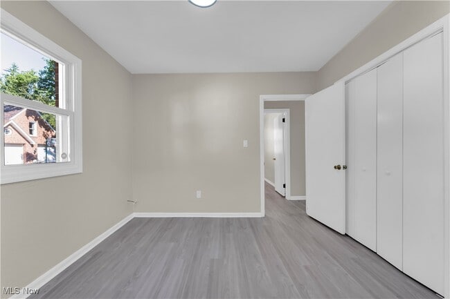 Building Photo - 1152 Elmwood Rd