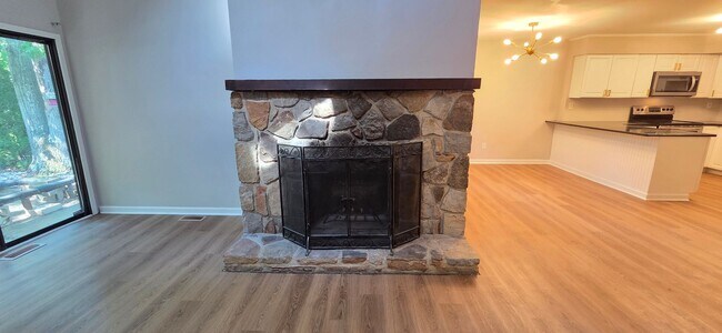 Building Photo - 620 Jaeger Ct