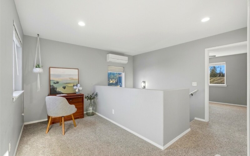 Building Photo - 20505 66th Dr NE