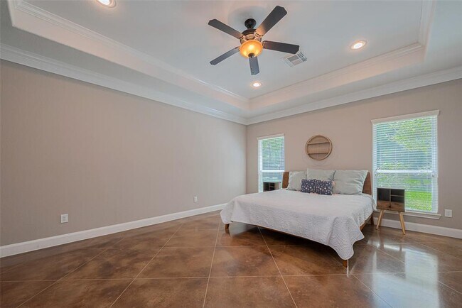 Building Photo - 503 Weisinger Dr