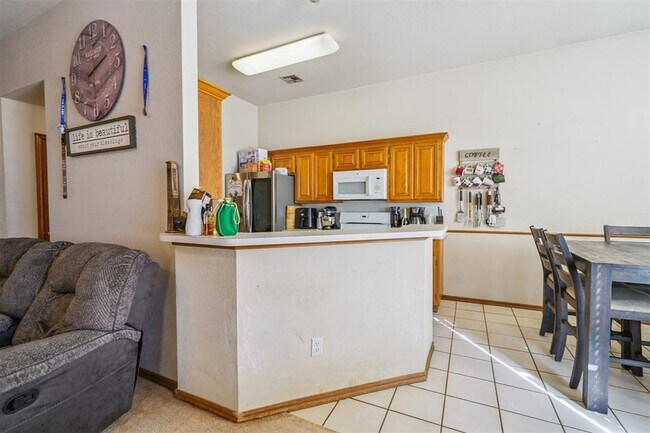 Building Photo - 16300 Seminole Pointe Pl