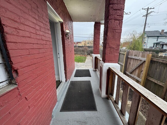 Building Photo - Charming 5BR Home in the Heart of Pittsbur...