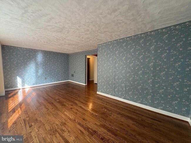 Building Photo - 4513 Squiredale Square