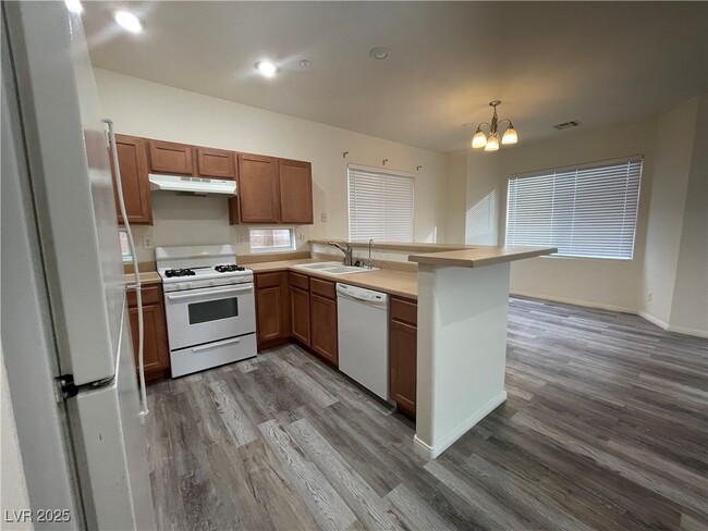Building Photo - 7204 Rolling Shore Ct