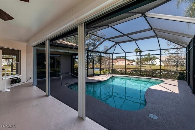 Building Photo - 8361 Trentwood Ct