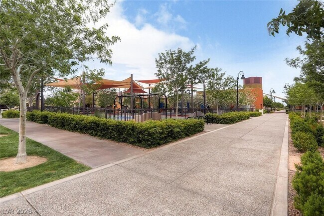 Building Photo - 2552 Sable Creek St