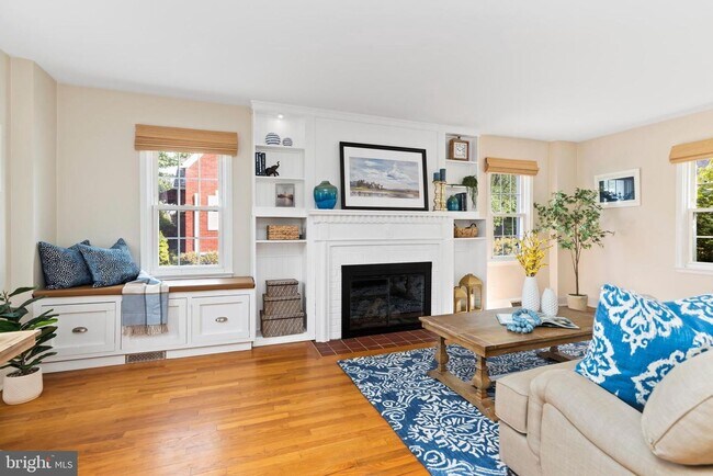 Building Photo - 710 Fishburn Rd