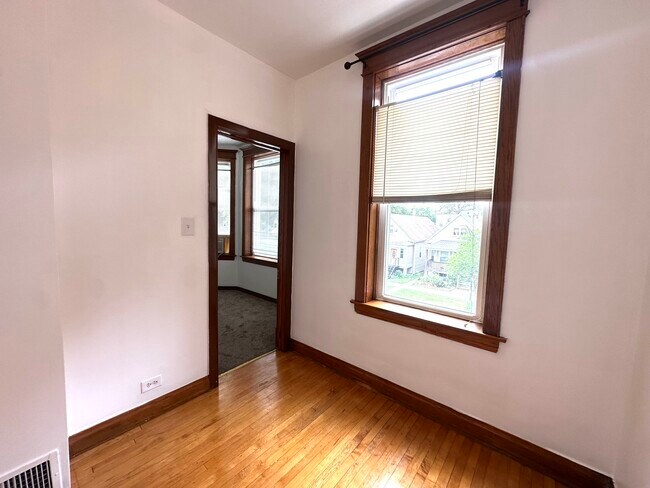 Building Photo - 4543 N Keystone Ave
