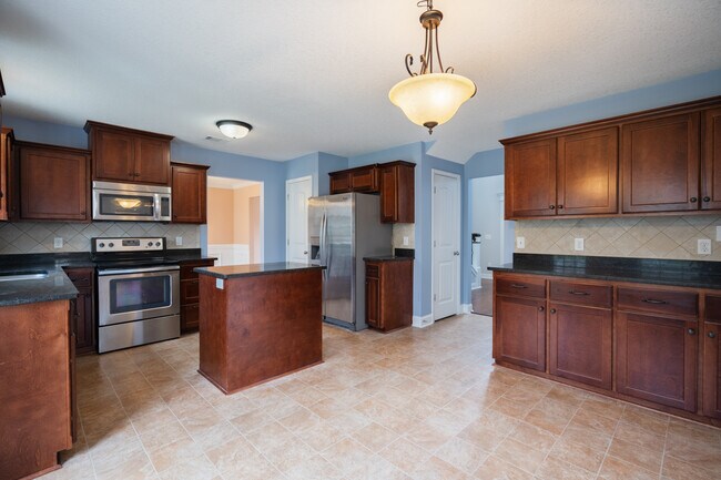 Building Photo - 157 Outpost Trl