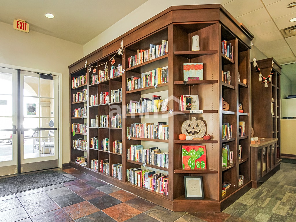 Building Photo - 20677 W Point Ridge Rd