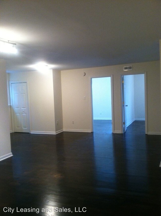 Building Photo - 1005 N 25th St