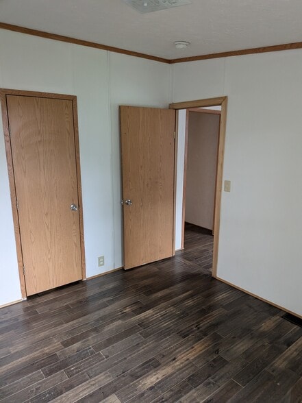 Building Photo - 64 Rosebud Ave