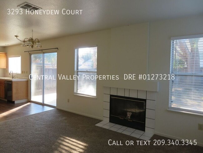 Building Photo - 3293 Honeydew Ct