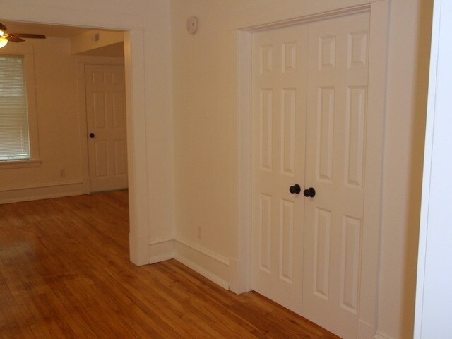 Building Photo - 1709 Buchanan St NE