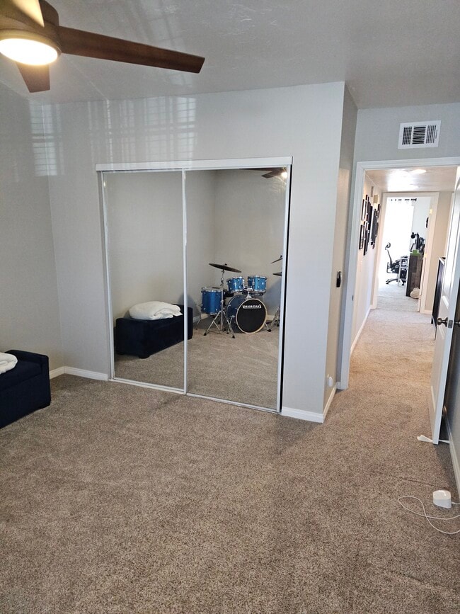 Building Photo - 853 Mola Vista Way