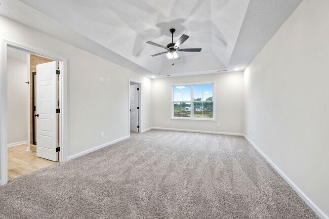 Building Photo - 217 Wesson Dr