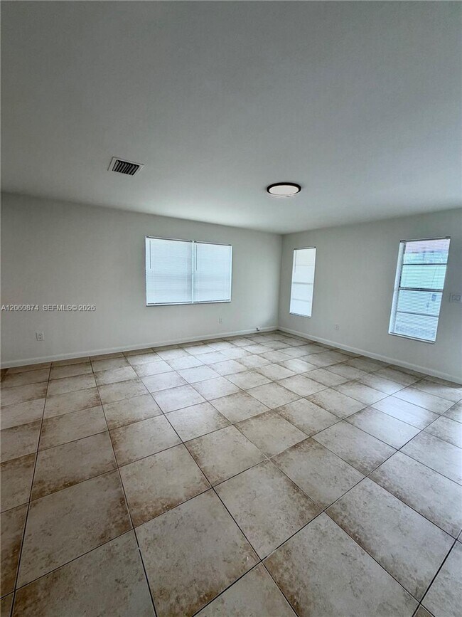 Building Photo - 4073 SW 52nd St