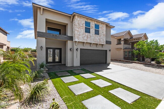 Building Photo - 12352 Stansbury Dr