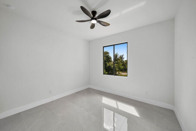 Building Photo - Single family for rent in Port Charlotte. New construction. 3+Den/ 2 bath. City water.