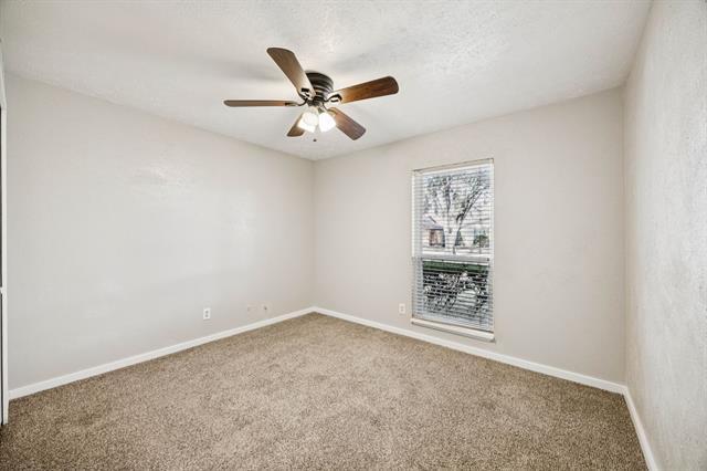 Building Photo - 2710 Clover Valley Dr