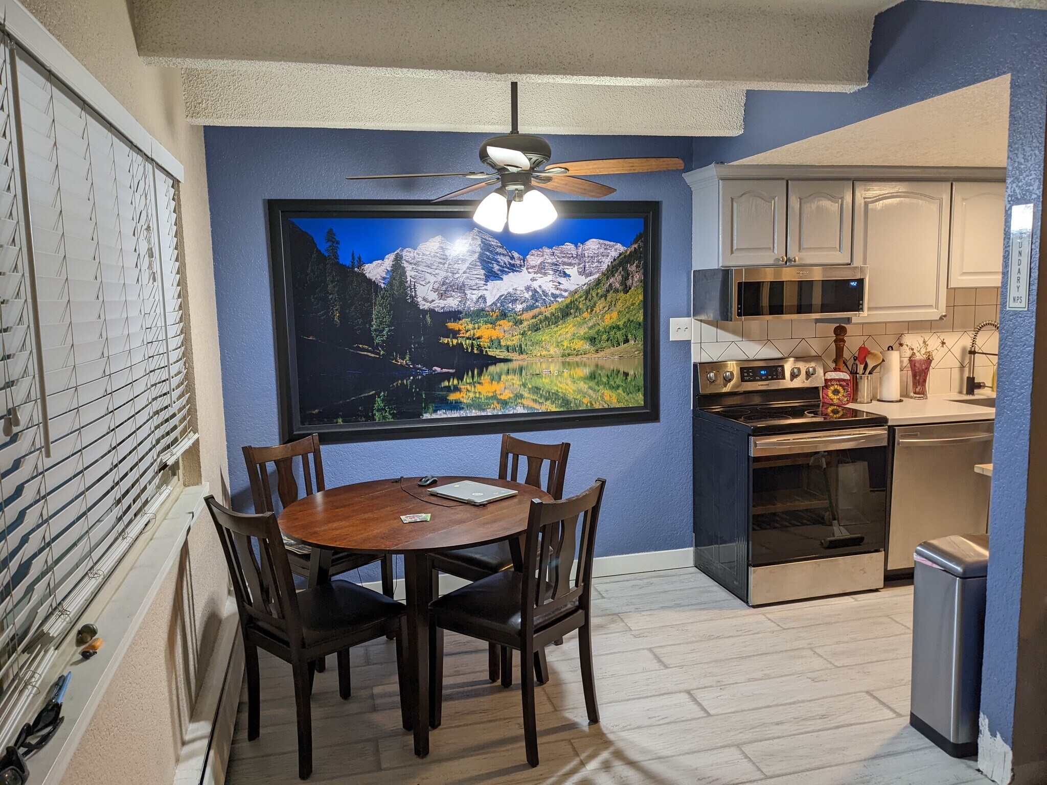 Building Photo - 655 N Pearl St