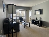 Building Photo - 9555 Battery Heights Blvd