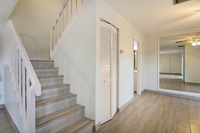 Building Photo - 253 Woodland Rd