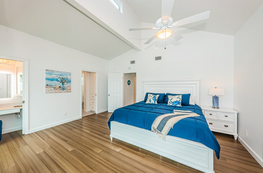 Master Bedroom - 8432 W Gulf Blvd