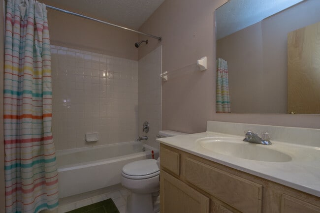 Building Photo - 6657 Delburn Ct