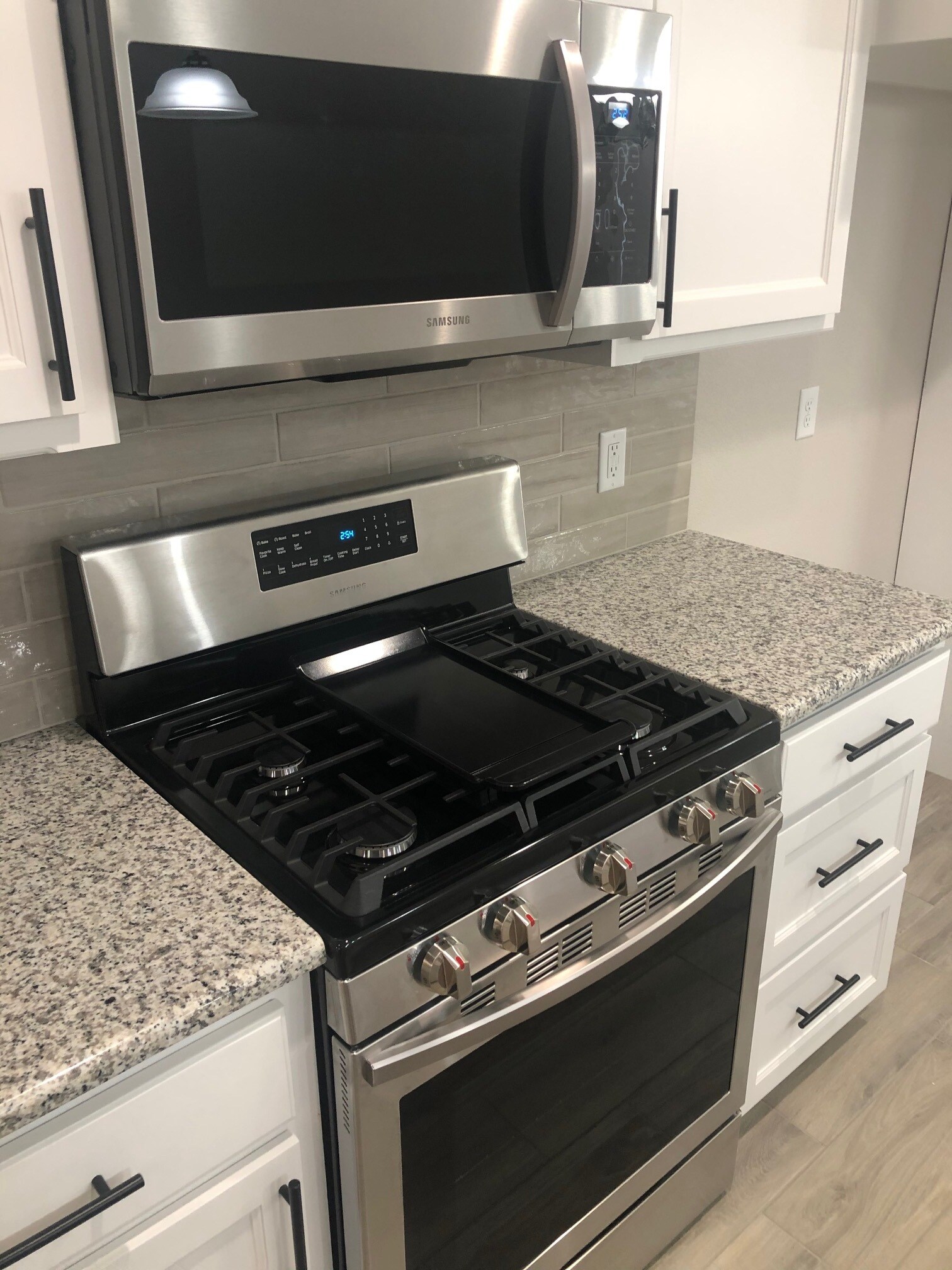 300 Kingdom Stove - 300 Kingdom Blvd