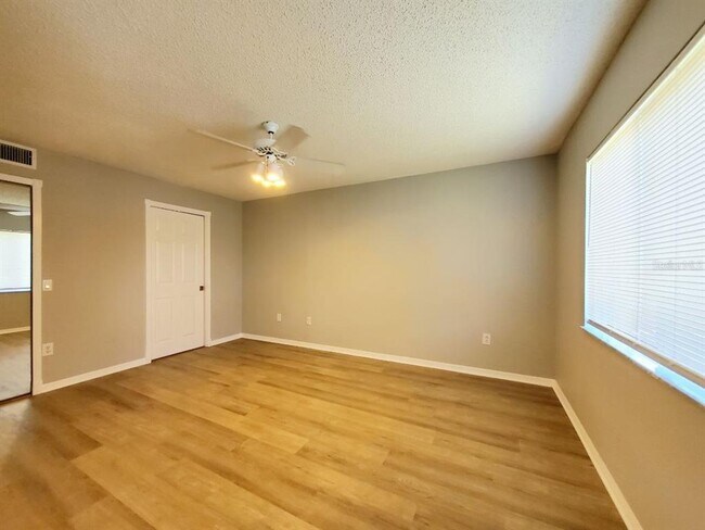Building Photo - 2331 Rothenfeld Ct