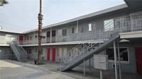 Building Photo - 2105 Sunrise Ave