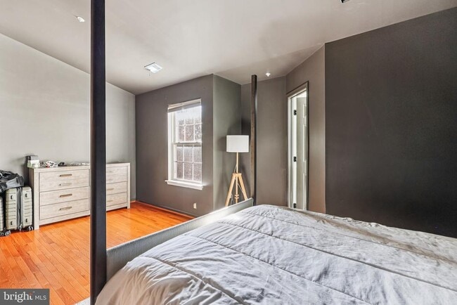 Building Photo - 7510 E Plateau Dr