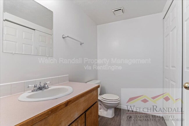 Building Photo - 417 E 2100 N